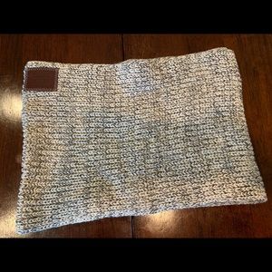 Love your melon scarf